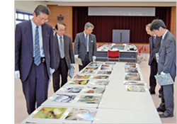 審査会のようす